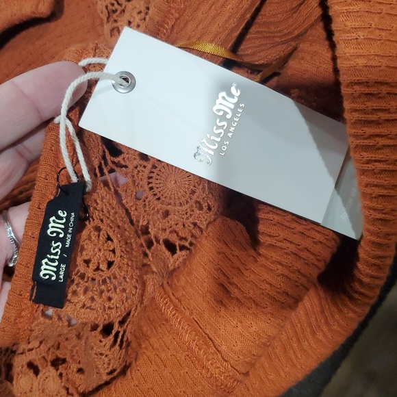 Nwt miss me rust crochet detailed waffle knit top - Picture 7 of 10